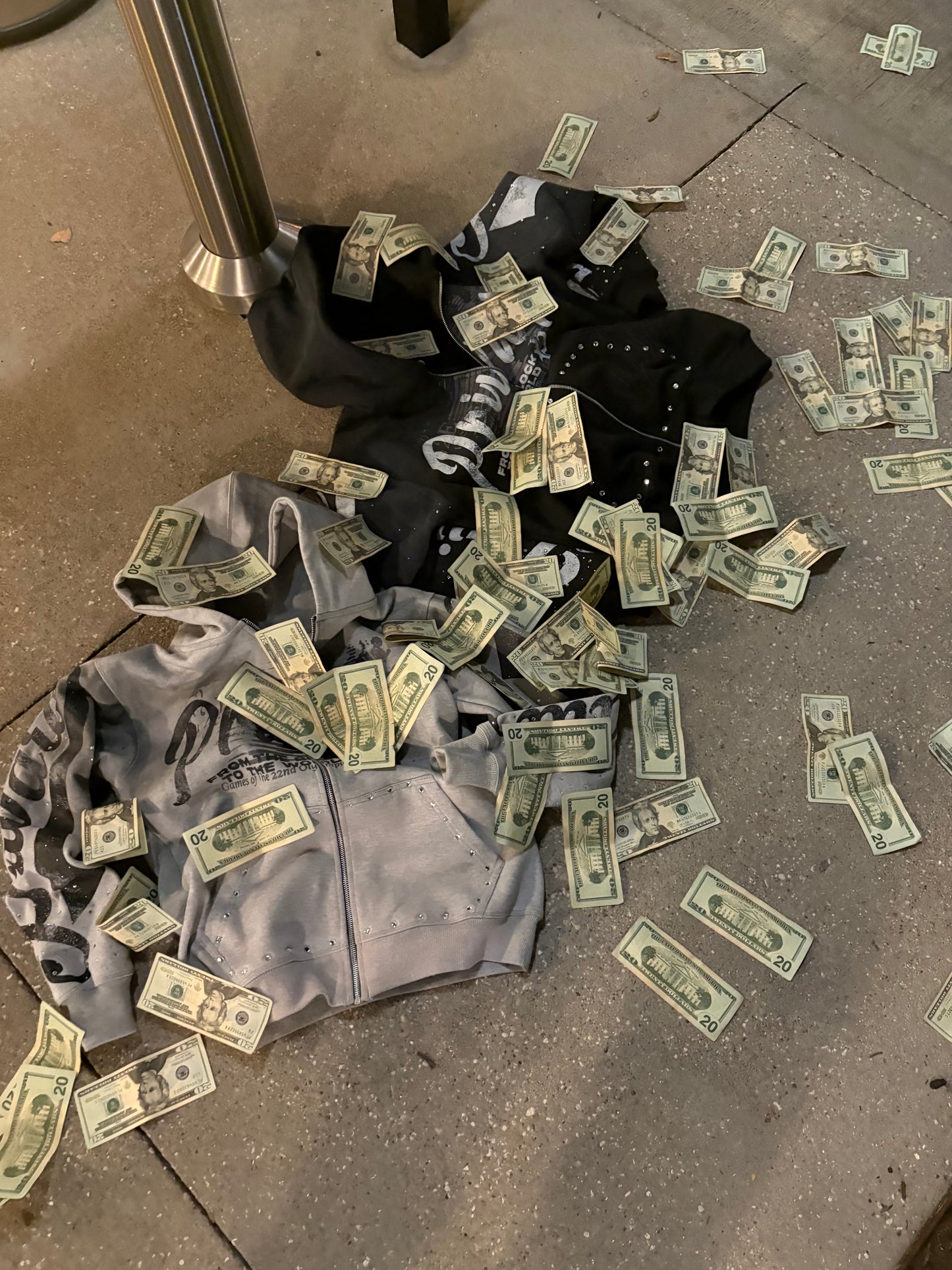 PRIVARA OG ZIP UP HOODIE ( PREMADE )