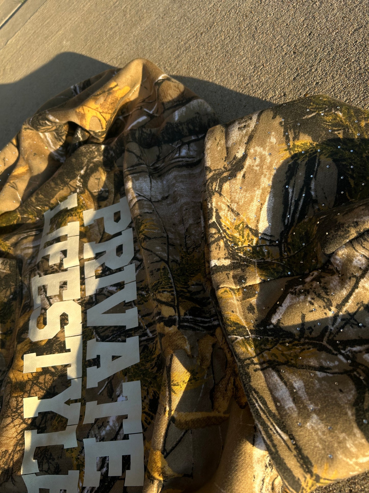 PRIVATE LIFESTYLE CAMO. PULL OVER HOODIE